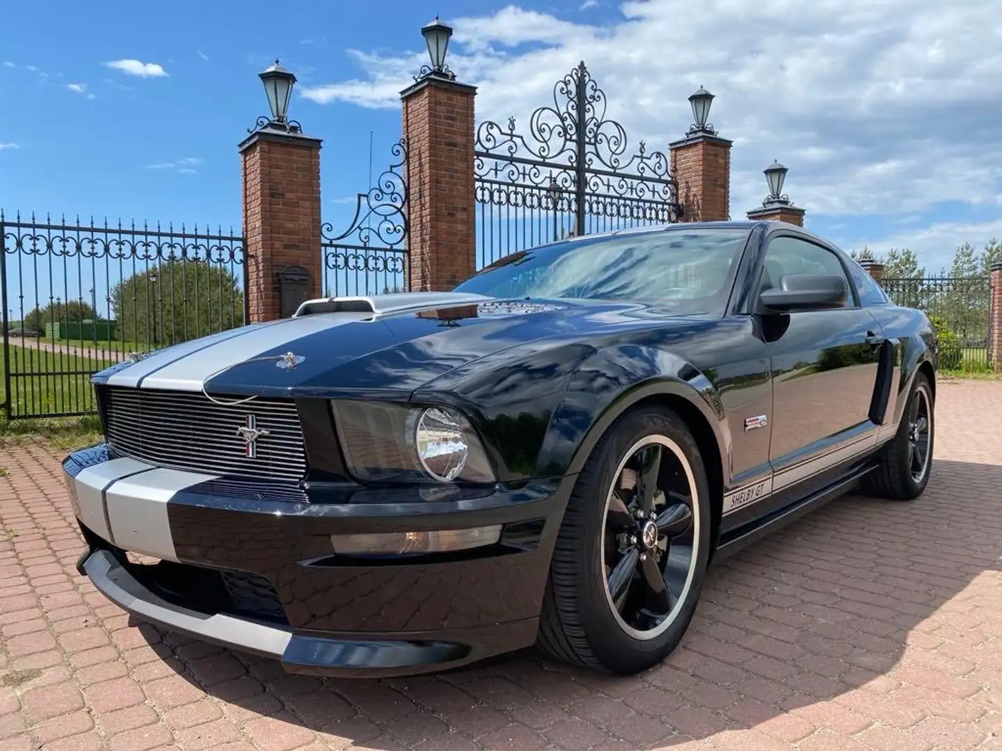 Ford Mustang Shelby GT 2007 V8 Top Zustand 1 von 5500 selten Schwarz - 1