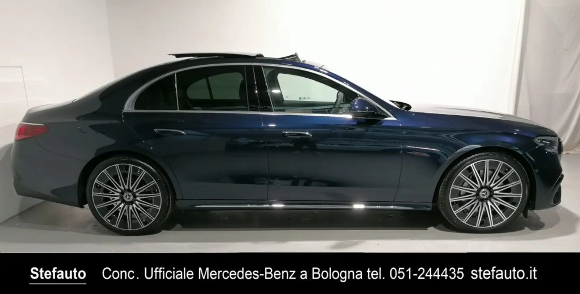 Mercedes-Benz E 220 d Mild hybrid AMG Line Premium Blu/Azzurro - 2