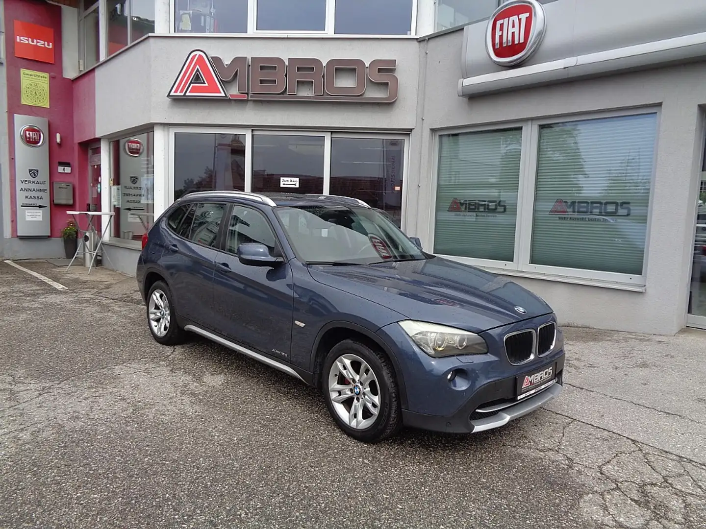 BMW X1 xDrive18d Allrad Automatik Diesel + Anhängerkup... Azul - 1