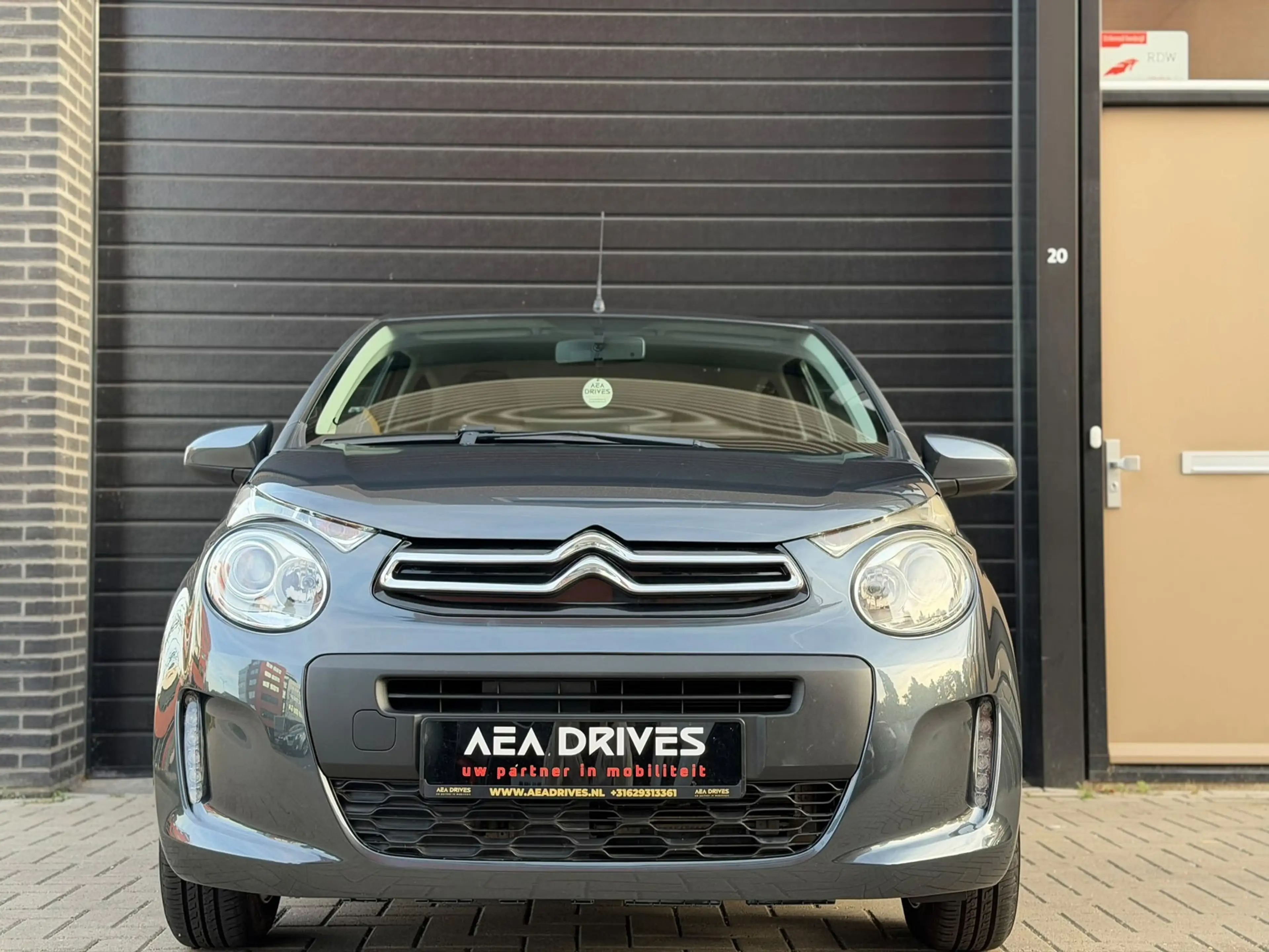 Citroen C1 1.0 | Apple CarPlay | Stoelverwarming | Automatisc — photo 2