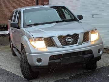 2.5 dCi 4x4 SE King Top