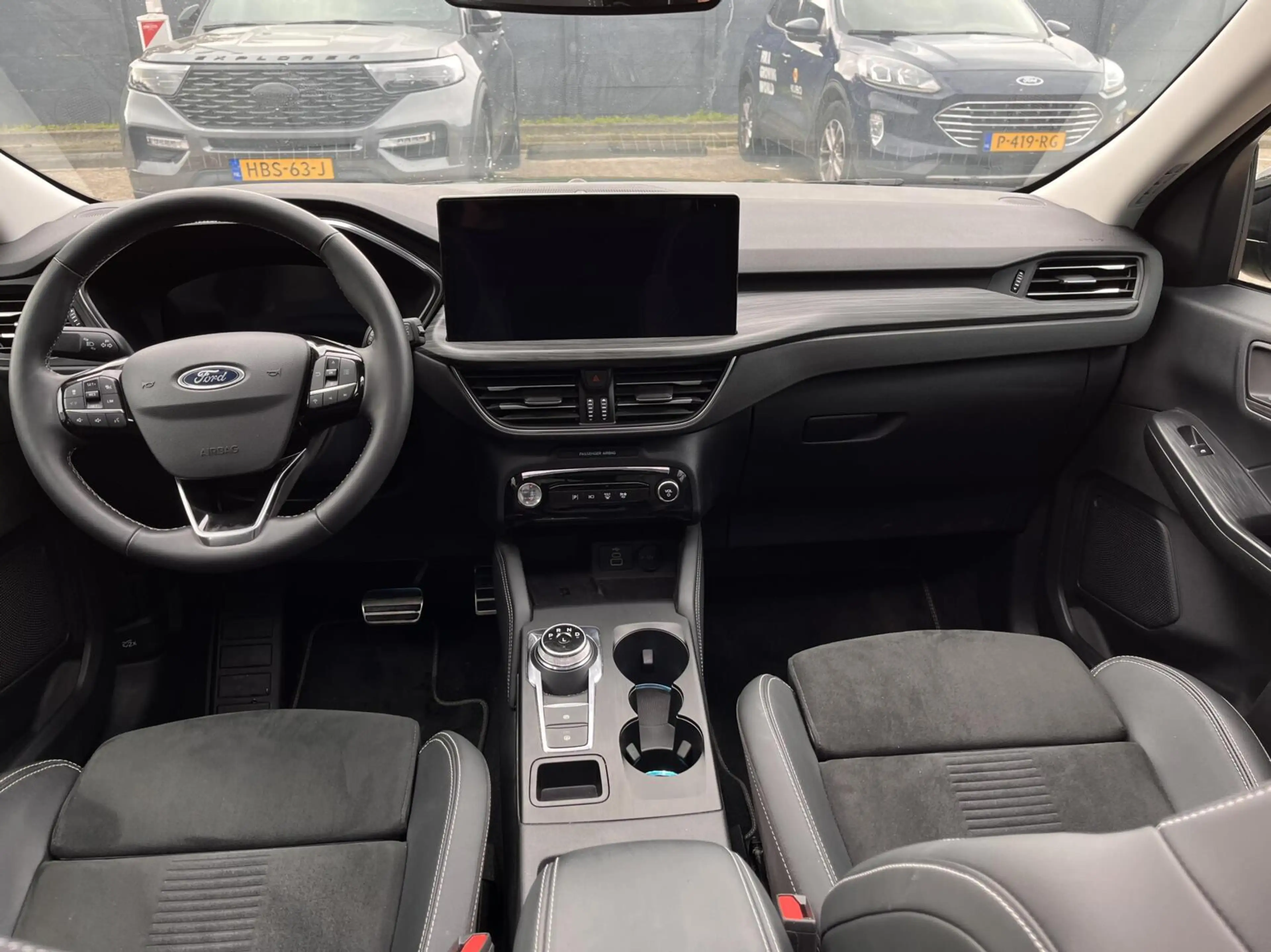 Ford Kuga 2.5 PHEV Active X 243PK Panodak Winterpack Adaptie — photo 3