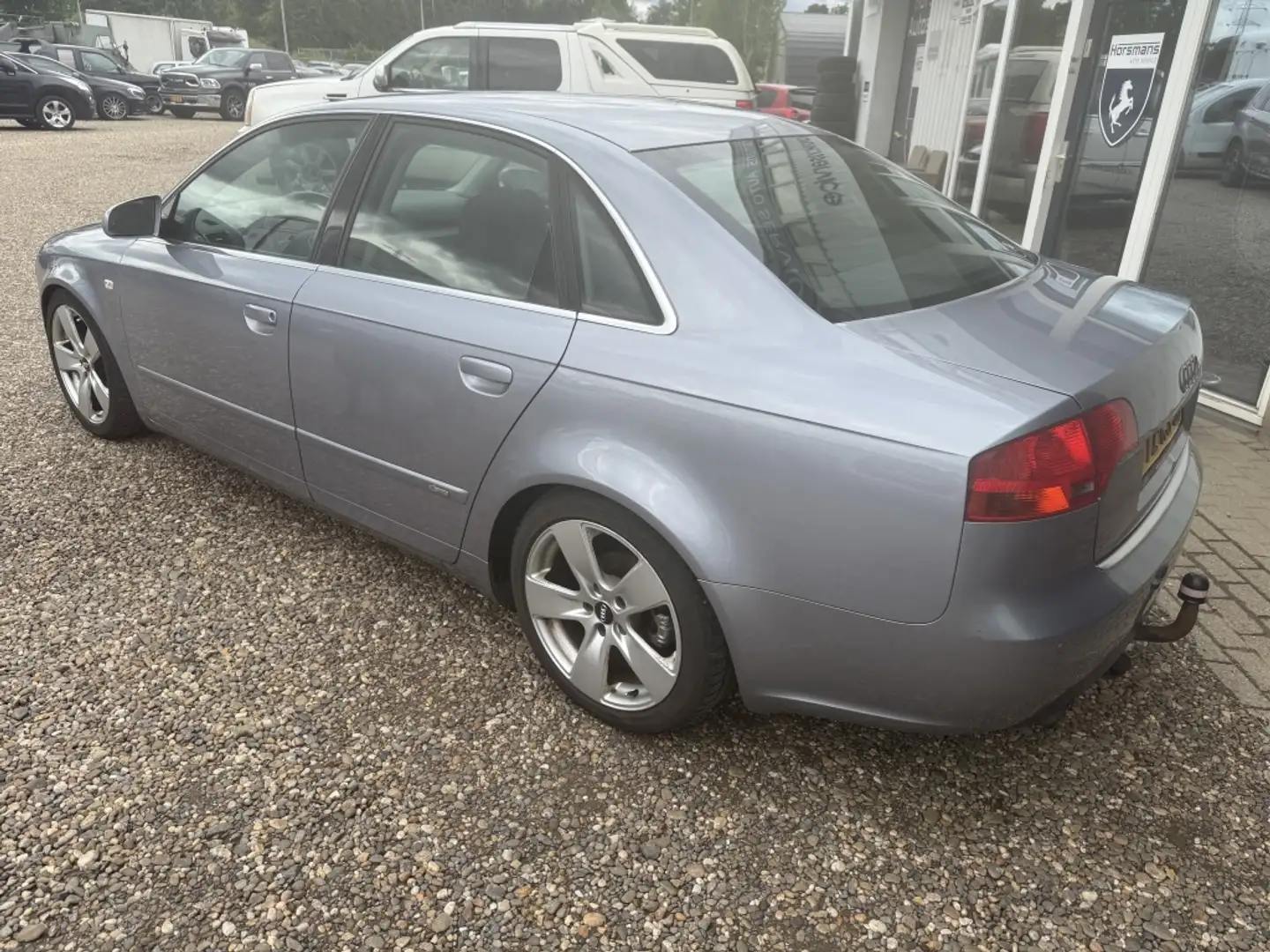 Audi A4 Limousine 2.0 Pro Line Gris - 2