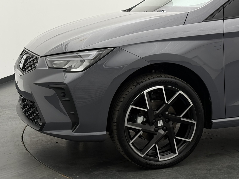 SEAT Ibiza Ibiza 1.5 TSI DSG FR Black Ed.+PANO+NAV+CAM+LED — photo 16