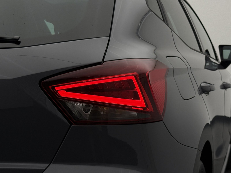 SEAT Ibiza Ibiza 1.5 TSI DSG FR Black Ed.+PANO+NAV+CAM+LED — photo 27