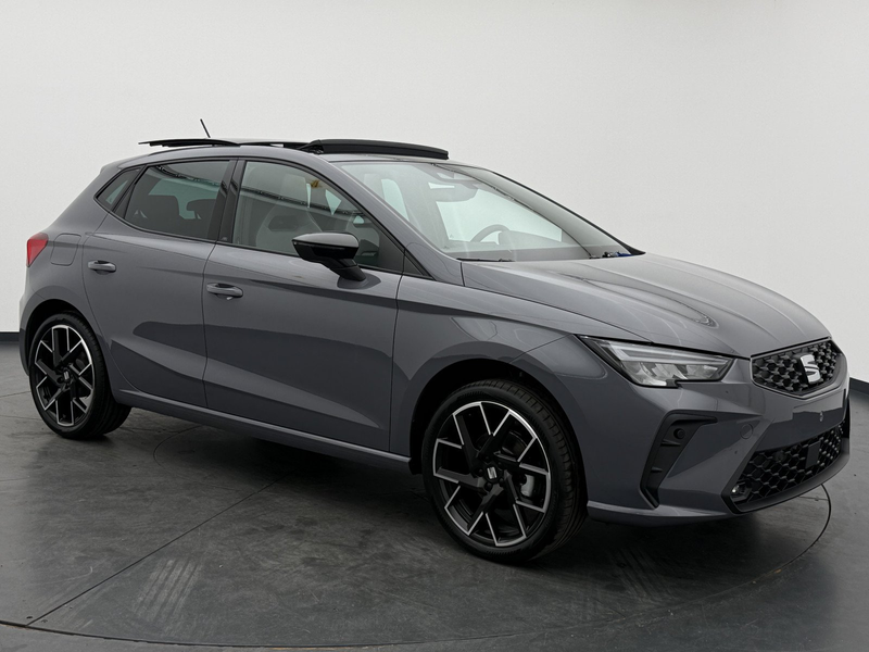 SEAT Ibiza Ibiza 1.5 TSI DSG FR Black Ed.+PANO+NAV+CAM+LED — photo 5