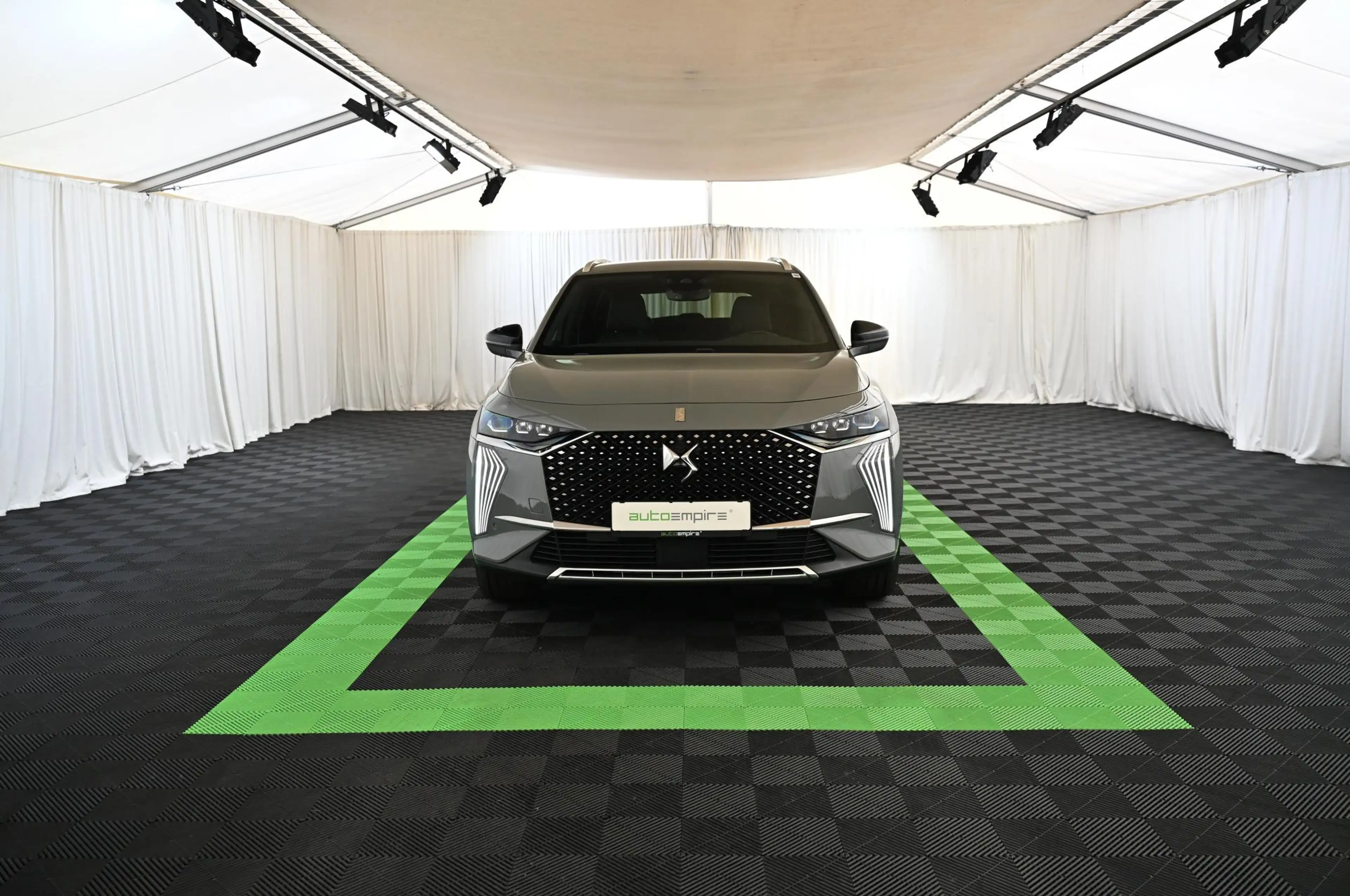 DS Automobiles DS 7 Crossback 1.6 E-TENSE 300 4x4 Rivoli 62.000 EUR — photo 3