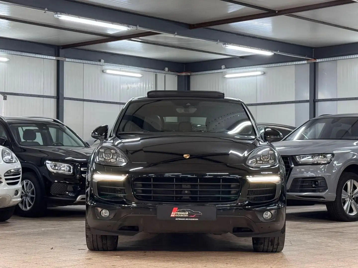 Porsche Cayenne Diesel PANO*SBLF*MEMORY*BOSE*PDLS+*RS20´ Noir - 2