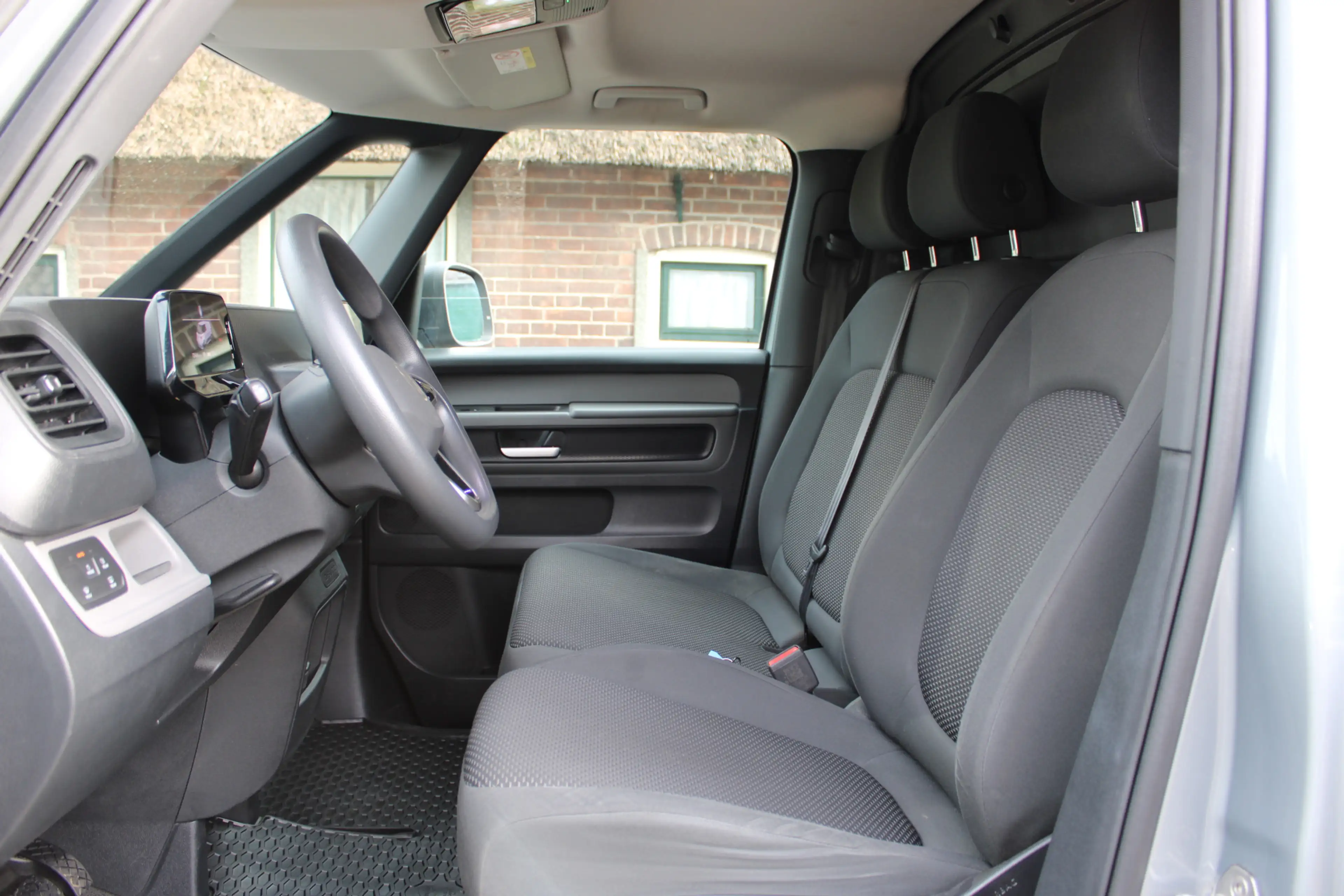 Volkswagen ID. Buzz Cargo 77 kWh LED 150Kw SOh 95% ACHTERDEUREN AIRCO 3-ZITS — photo 14
