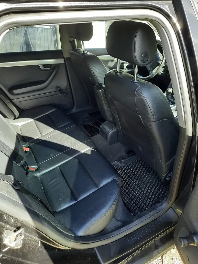 Audi A4 A4 Avant s-line Schwarz - 1