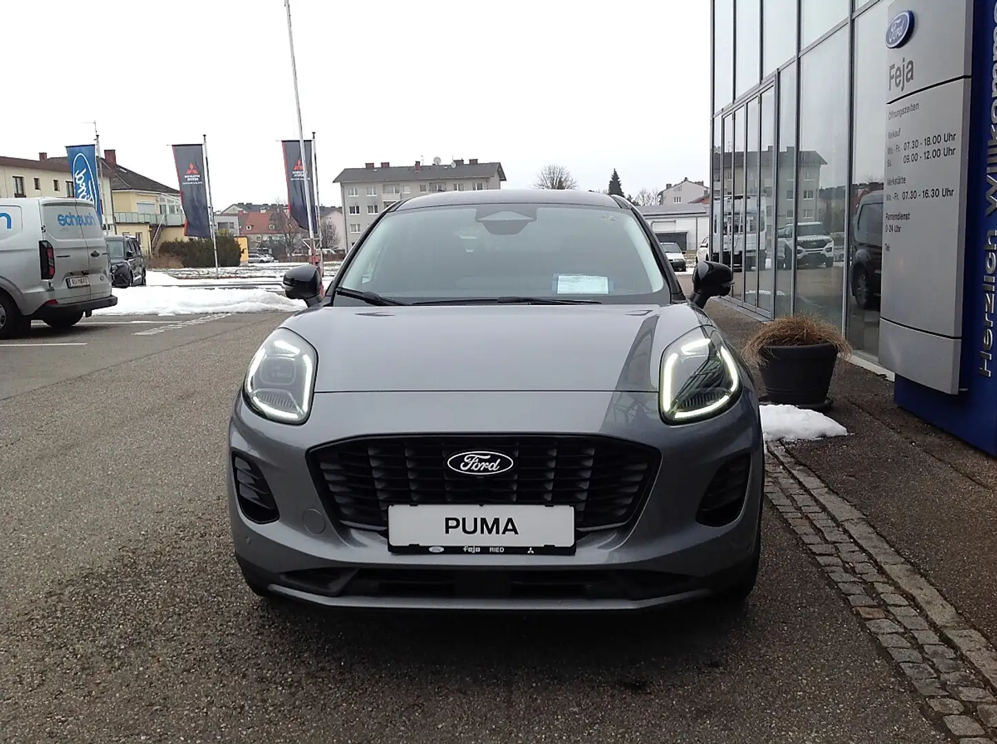 Ford Puma 1,0 EcoBoost Hybrid Titanium Silber - 2