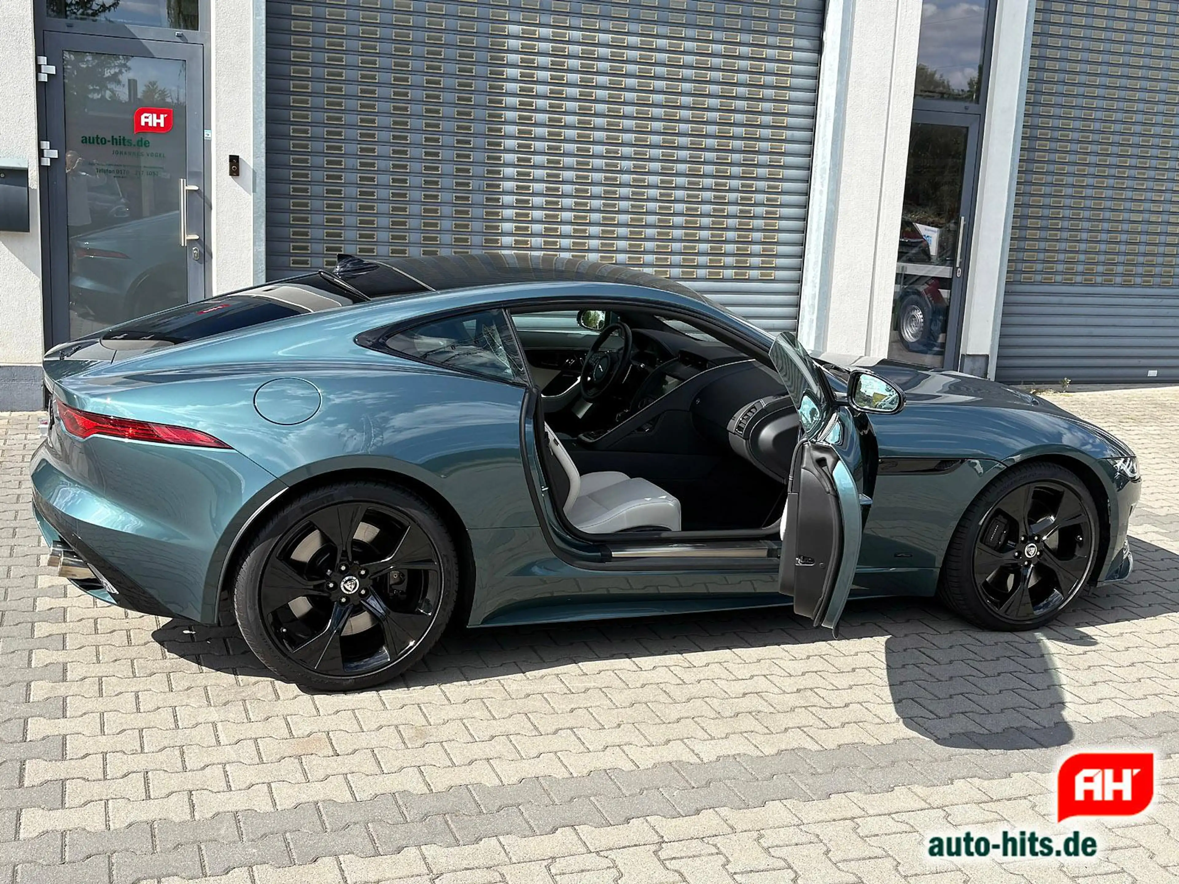 Jaguar F-Type P450 AWD Sondermodell 75 Jahre 1. Hand — photo 7