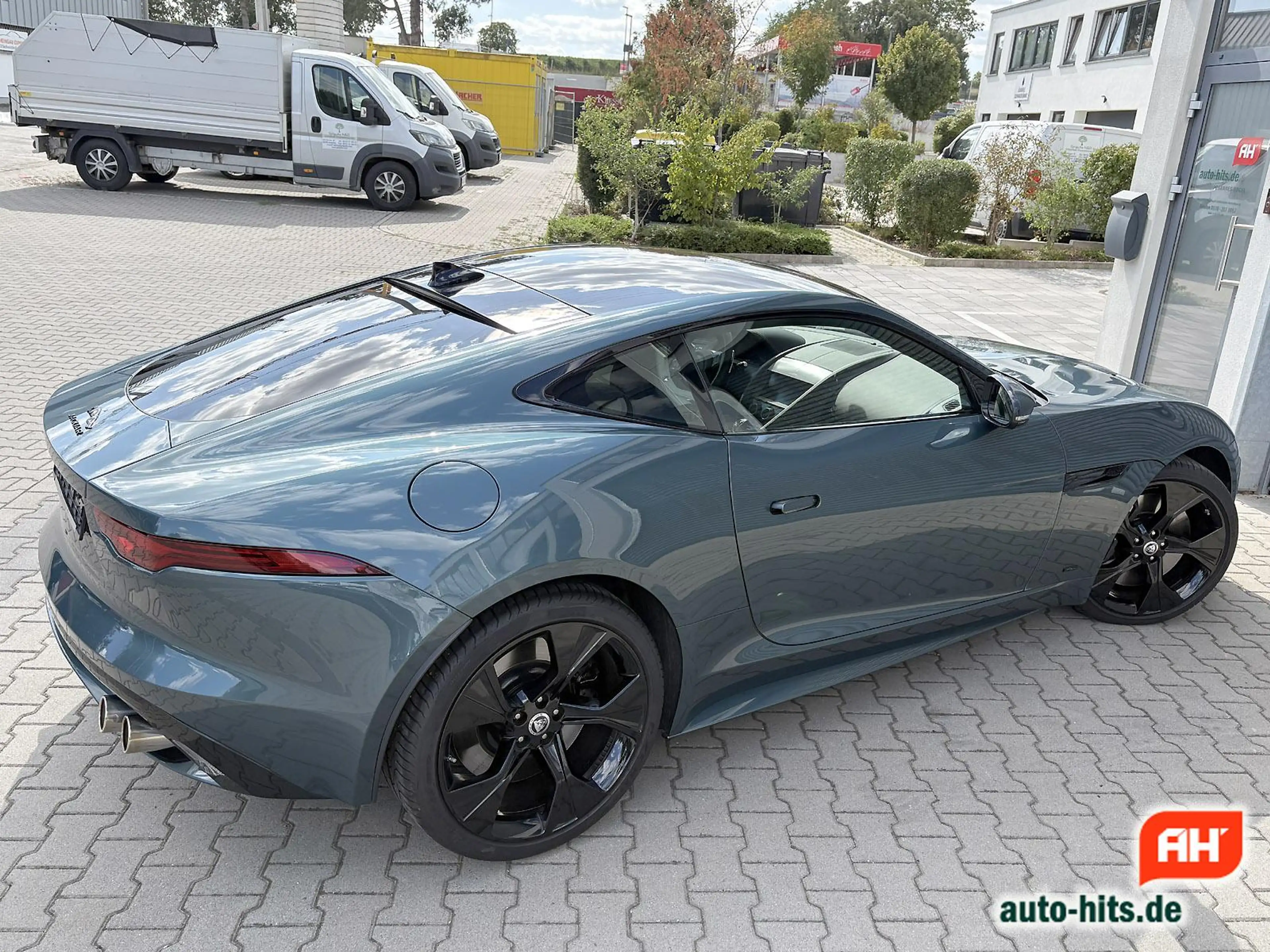 Jaguar F-Type P450 AWD Sondermodell 75 Jahre 1. Hand — photo 12