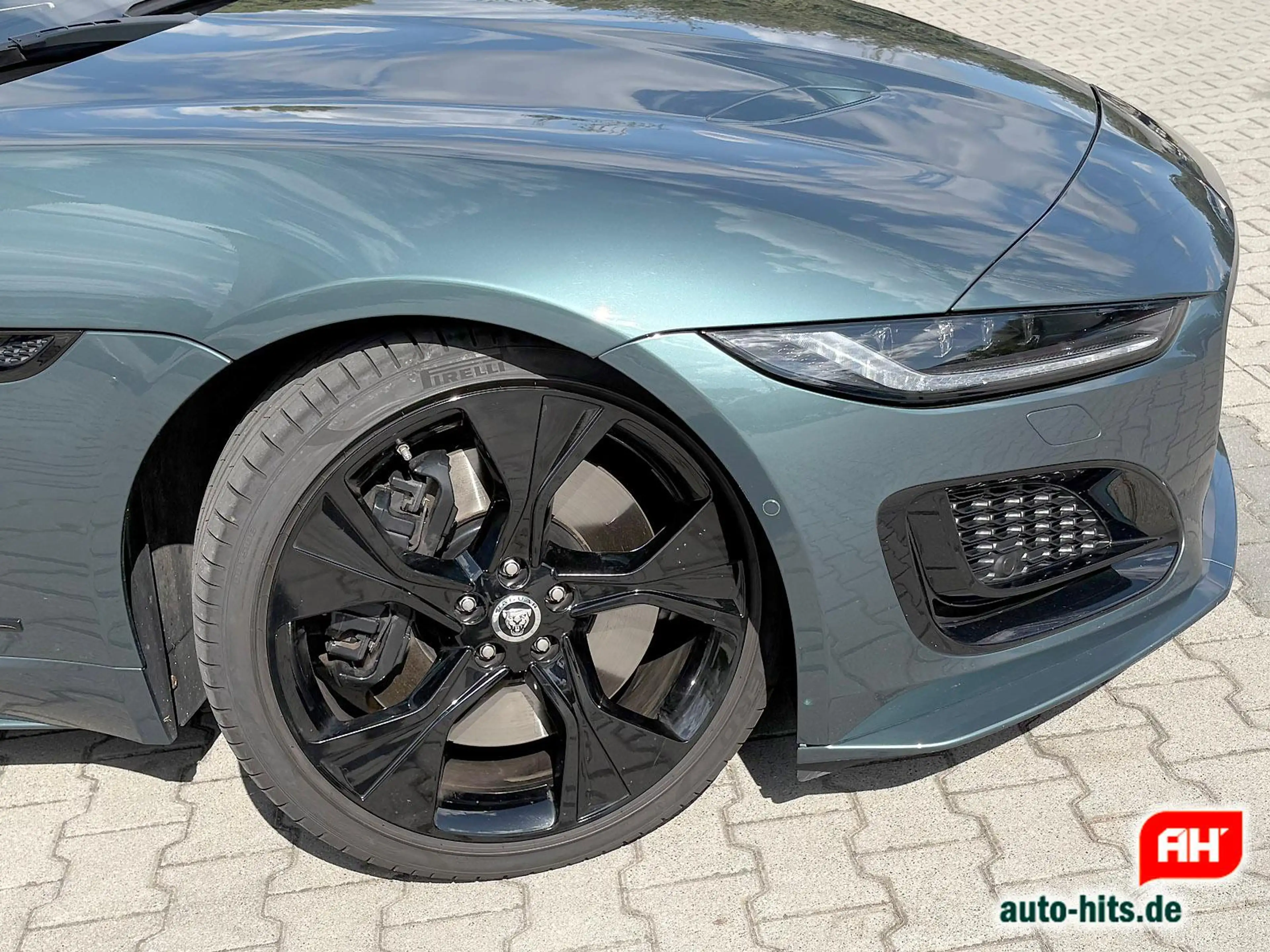 Jaguar F-Type P450 AWD Sondermodell 75 Jahre 1. Hand — photo 5