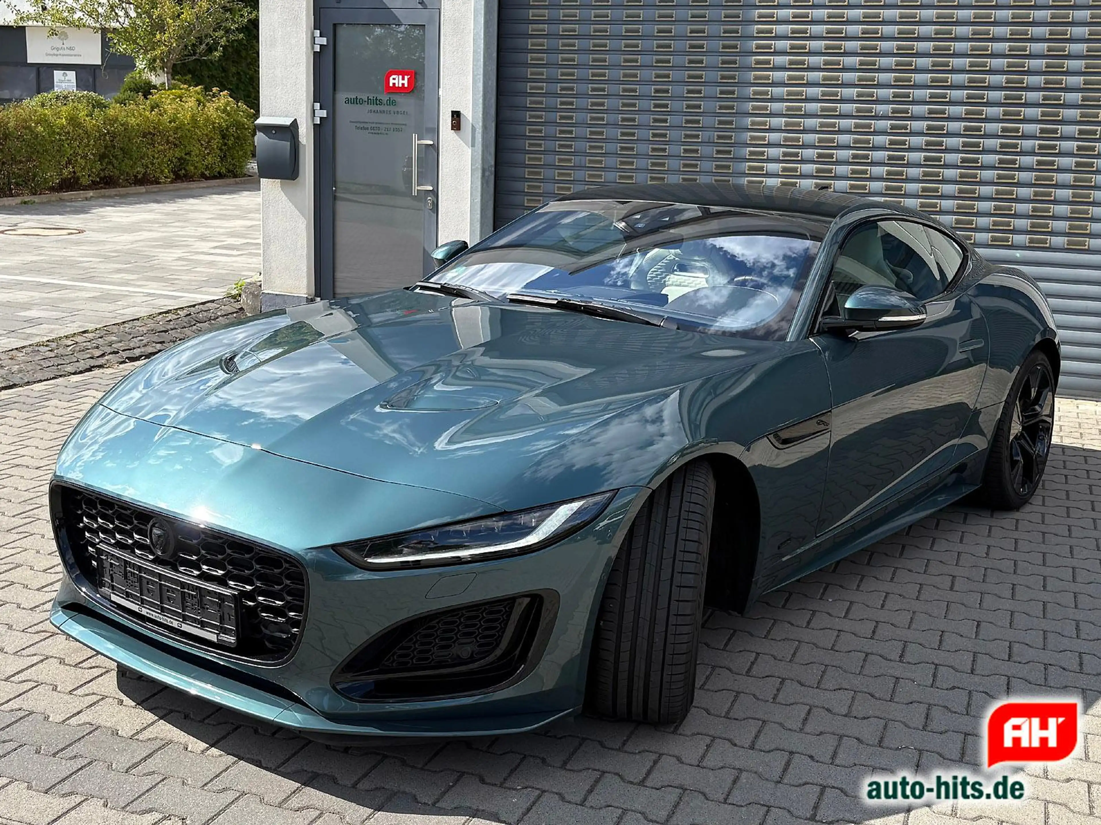 Jaguar F-Type P450 AWD Sondermodell 75 Jahre 1. Hand — photo 4