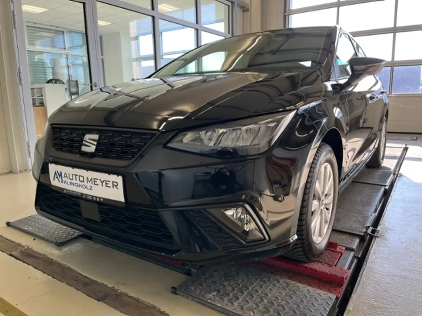 SEAT Ibiza 1.0 TSI Style Kamera Navi ACC Noir - 2
