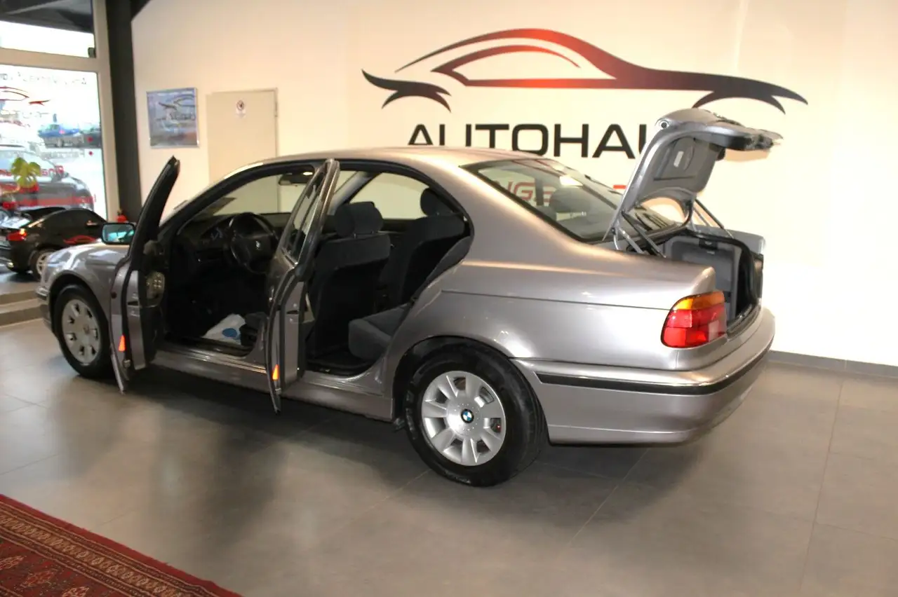 BMW 520 i 1.Hand, foto 8