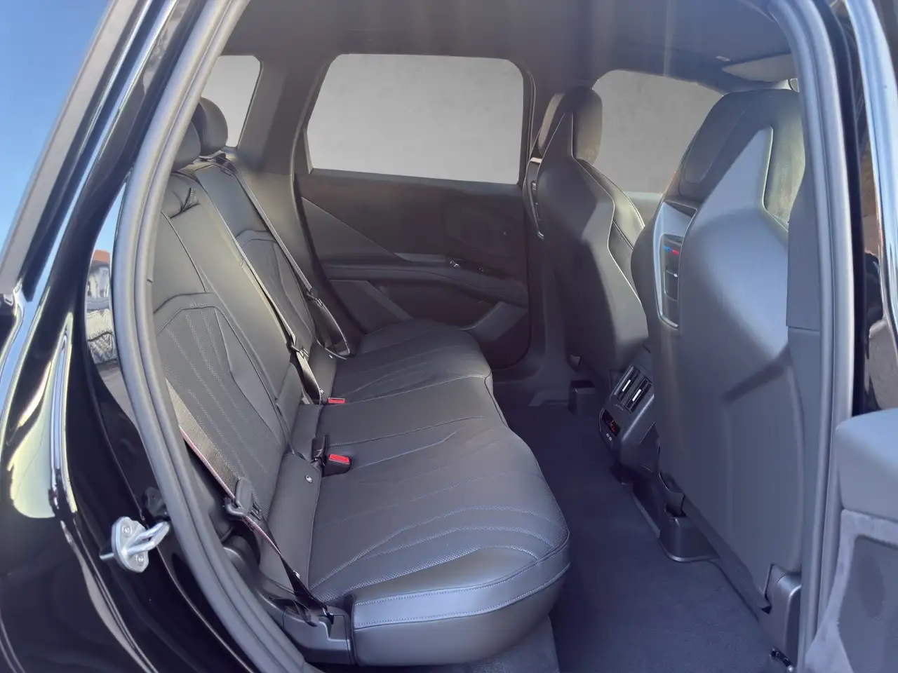 BMW iX3 50 xDrive M Sport Pro "NoExport" AutoBahnAss 13