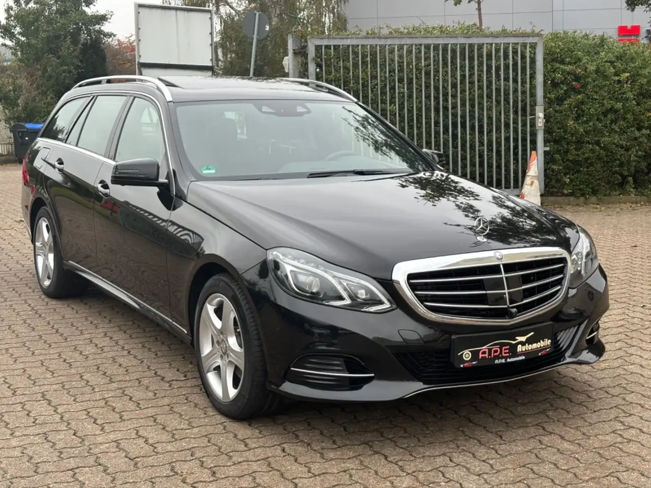 Mercedes-Benz E 350