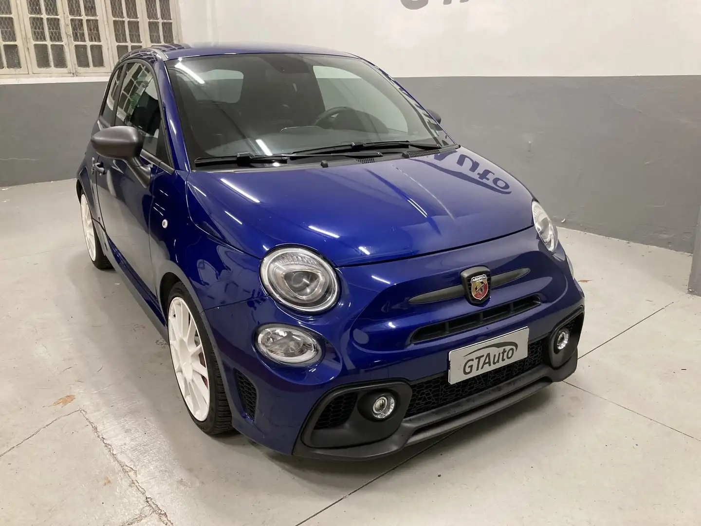 Abarth 595 Competizione 1.4 Turbo T-Jet 180 CV Competizione MTA Azul - 2