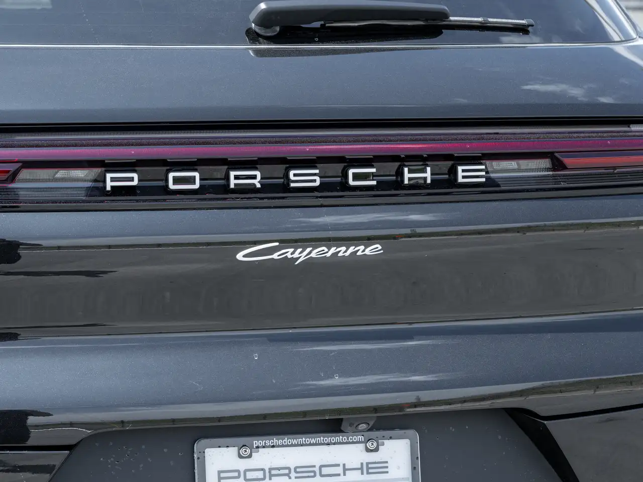 Porsche Cayenne photo Porsche Cayenne