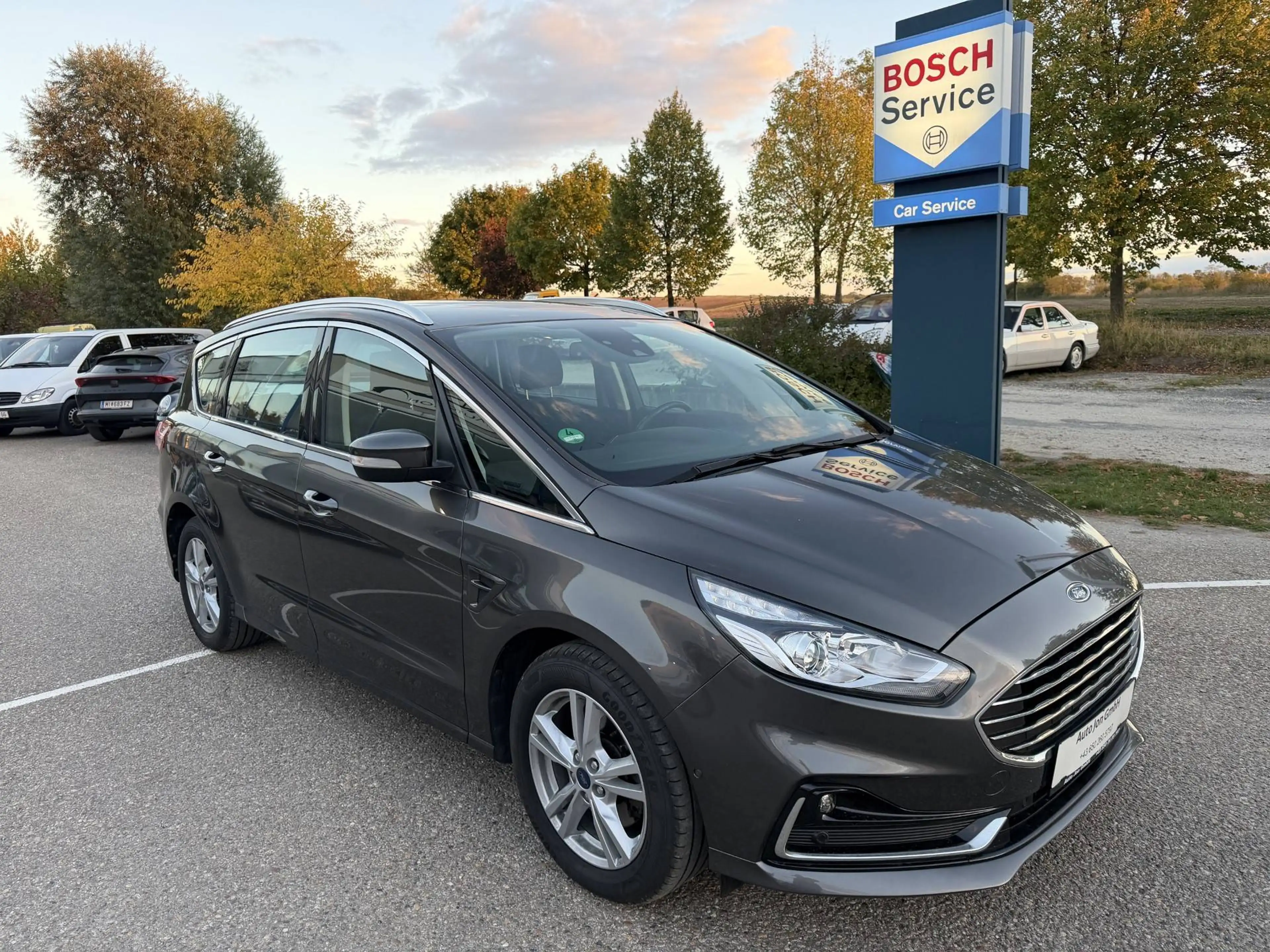 Ford S-Max Titanium 2.0 EcoBlue SCR Aut.*TOP Zustand*AHK*Kamera* — photo 2