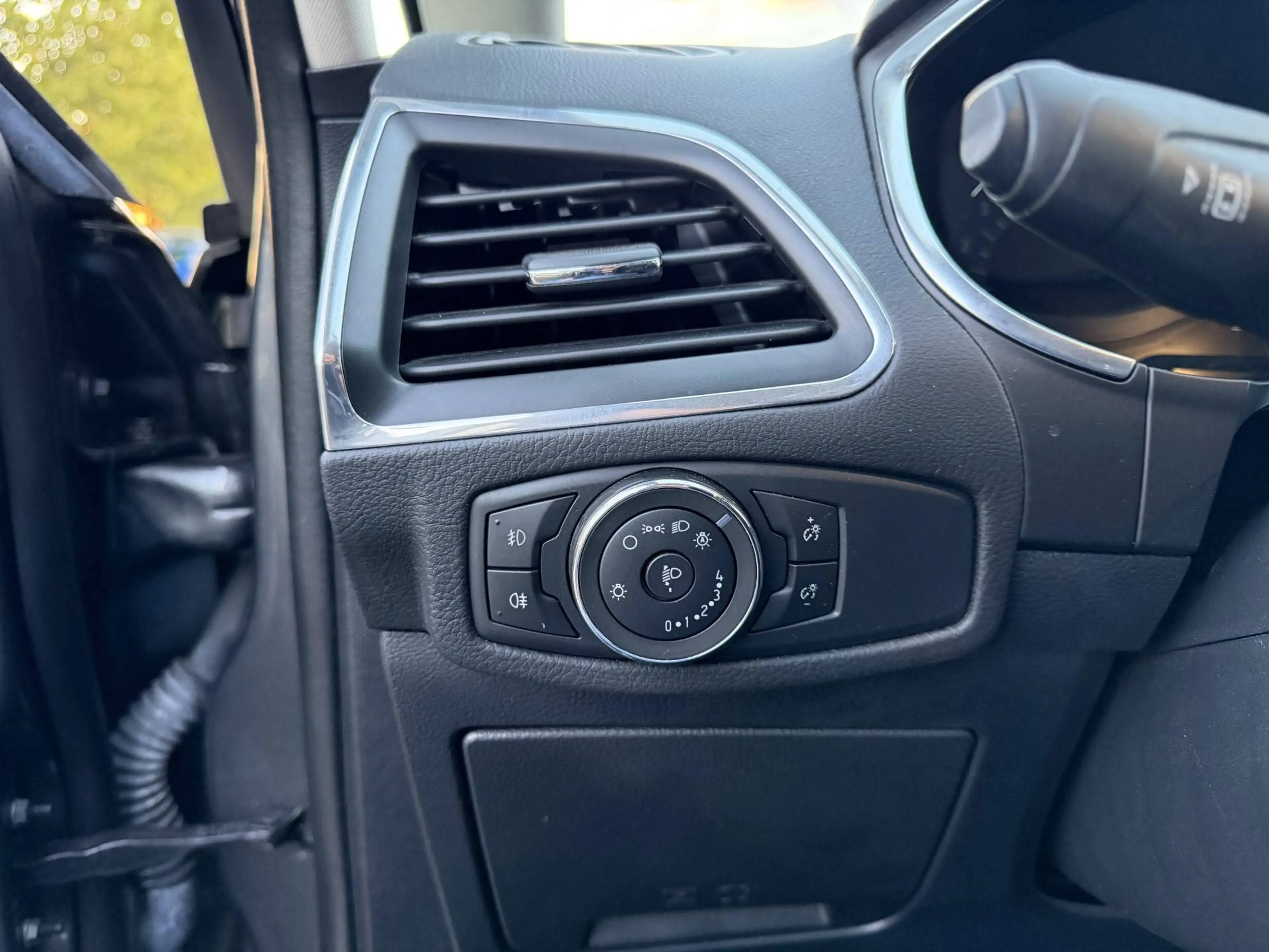 Ford S-Max Titanium 2.0 EcoBlue SCR Aut.*TOP Zustand*AHK*Kamera* — photo 14