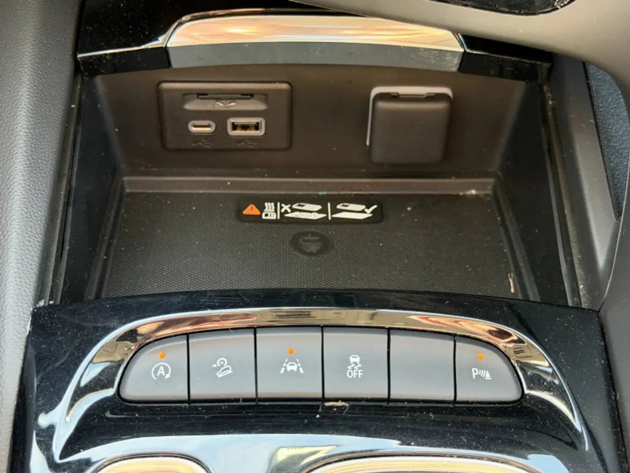 Buick Envision снимка Buick Envision