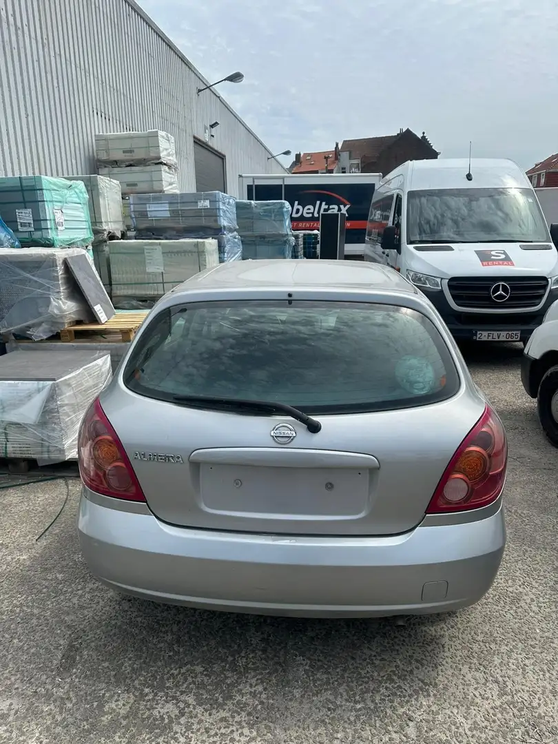 Nissan Almera 1.5 visia - 2