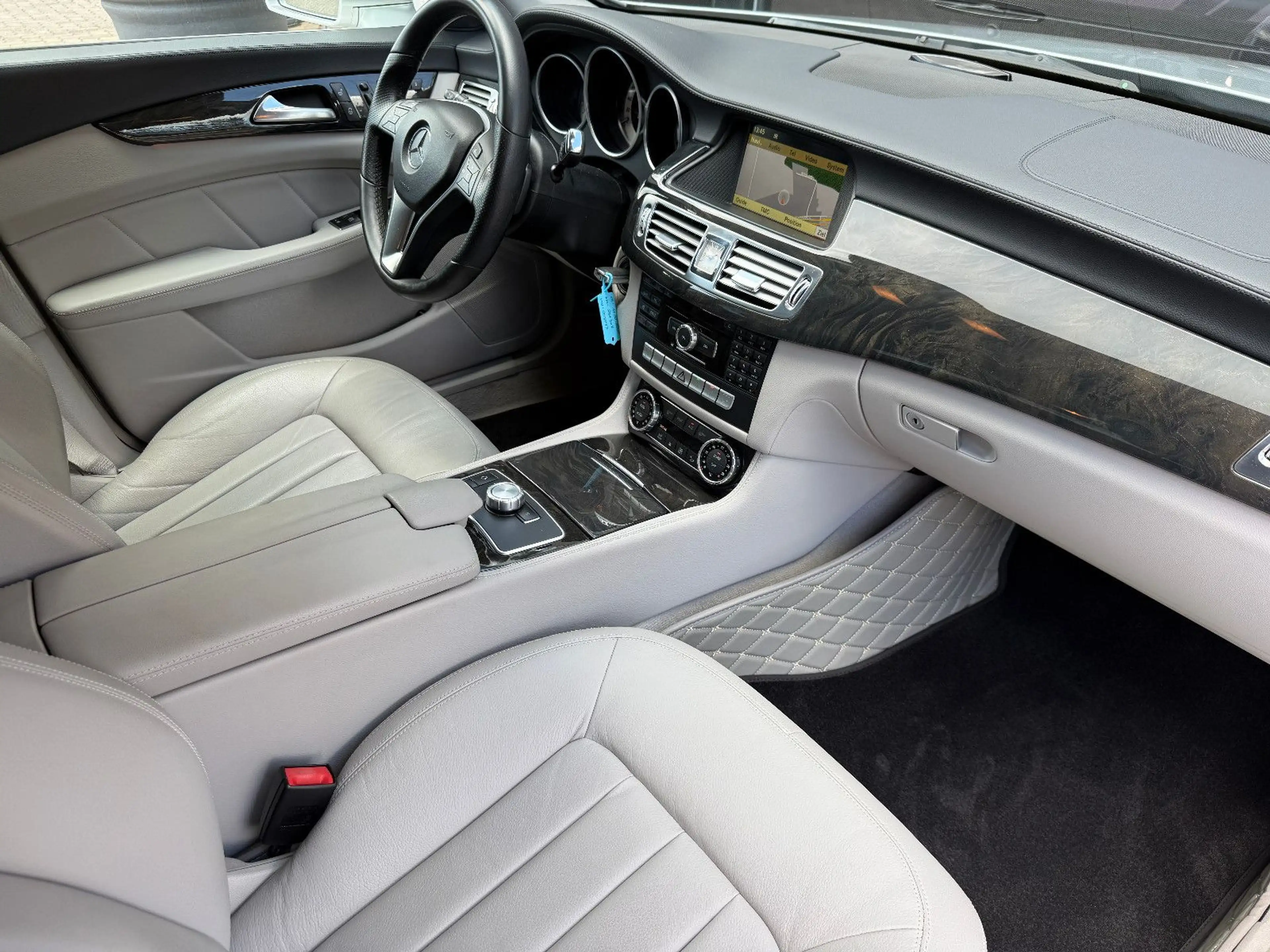 Mercedes-Benz CLS 350 CLS BlueEfficiency MEMORY/ACC/KAMERA — photo 15