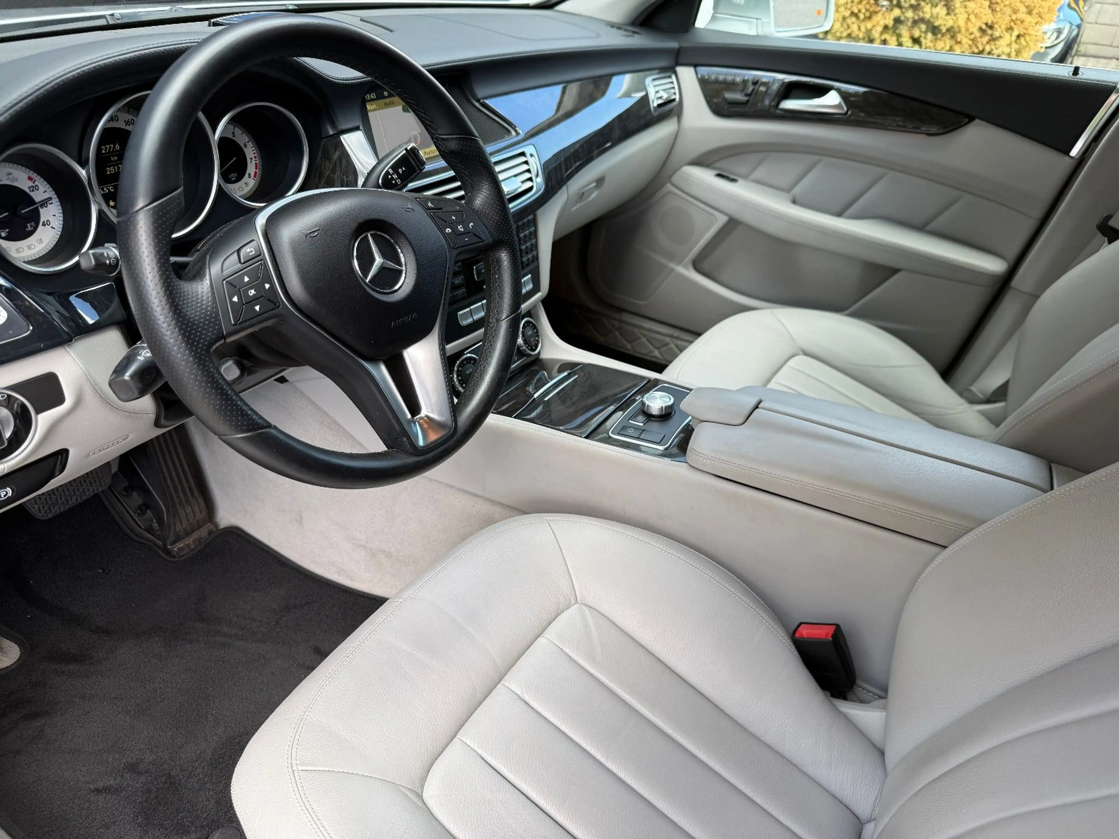 Mercedes-Benz CLS 350 CLS BlueEfficiency MEMORY/ACC/KAMERA — photo 12