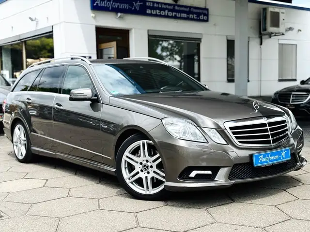 Mercedes-Benz E 250 AMG T-Model CDI/7-SITZER/NAVI/AHK