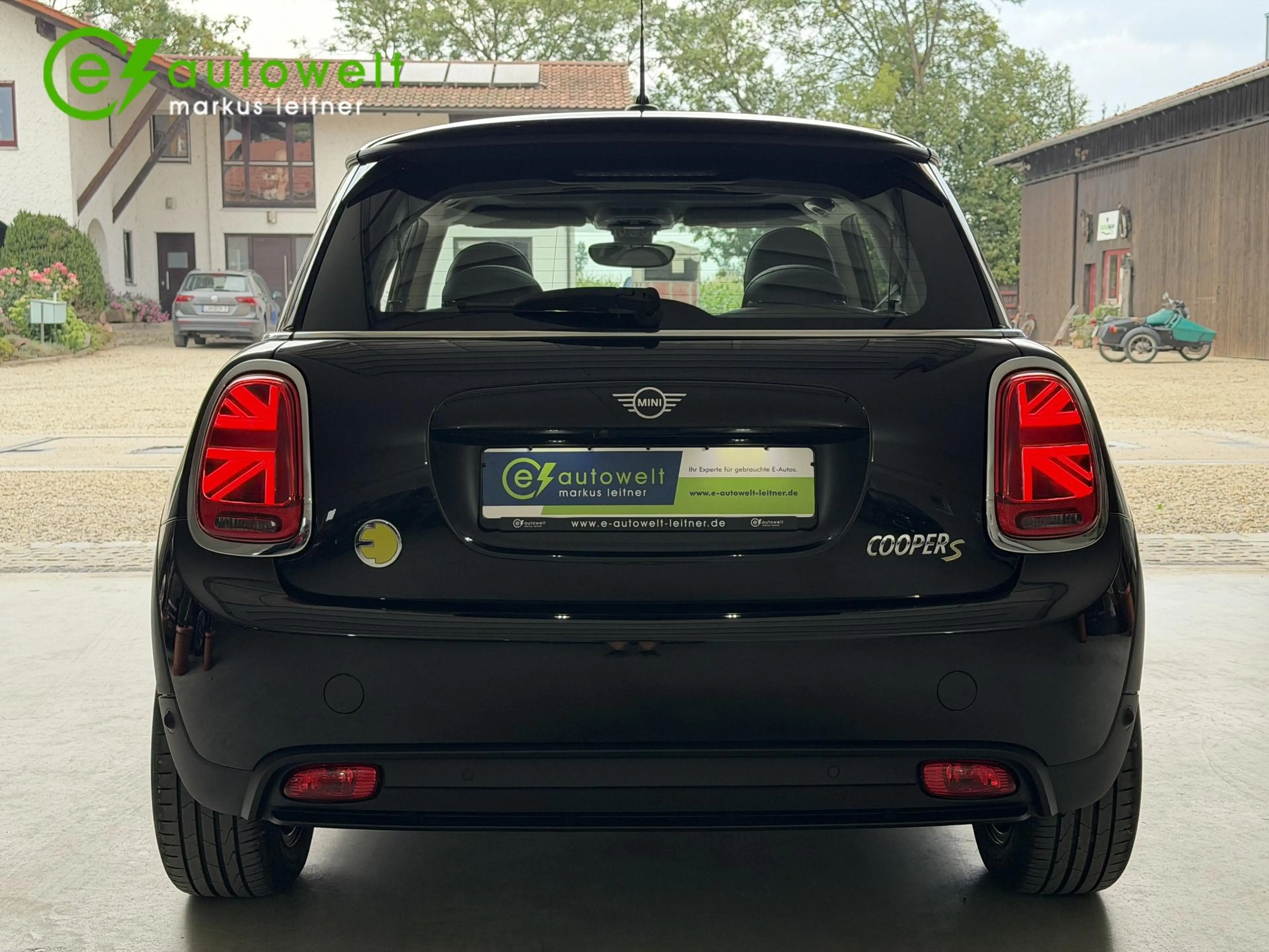 MINI Cooper SE Classic Trim 32,6kWh Premium Plus Pano HuD RFK — photo 5