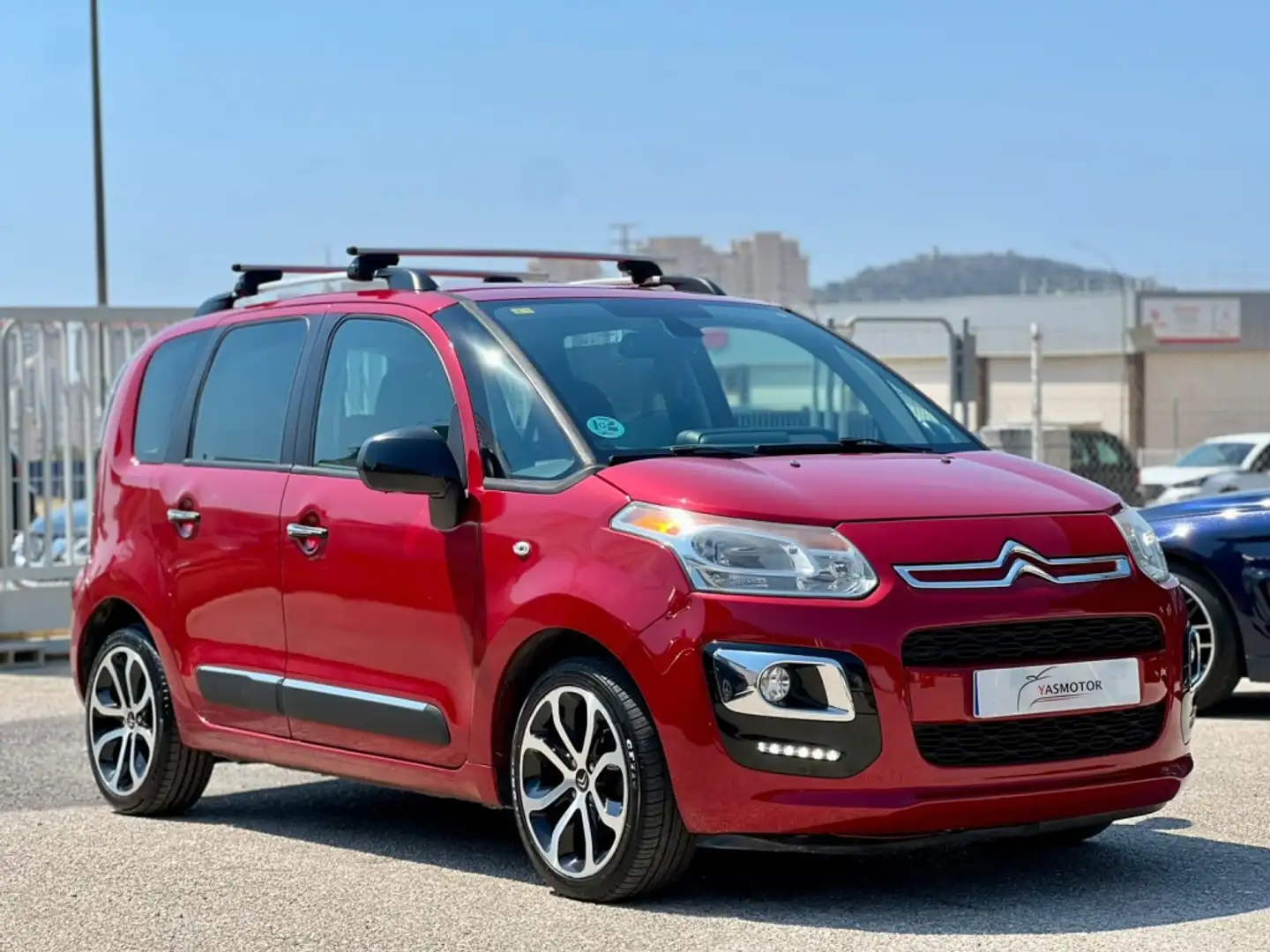 Citroen C3 Picasso 1.6BlueHDi Feel 100 Burdeos - 1