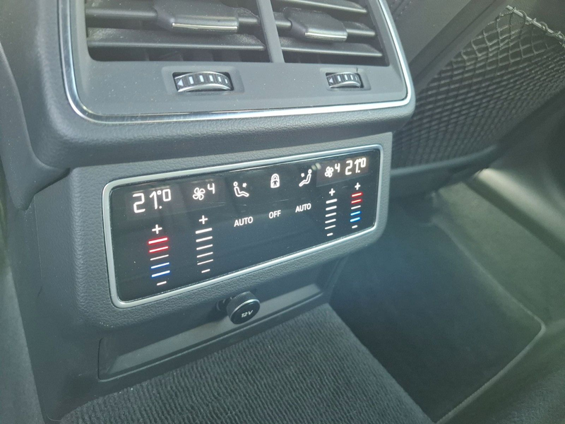 Audi A6 Avant 40 TDI design ! AHK ! — photo 18