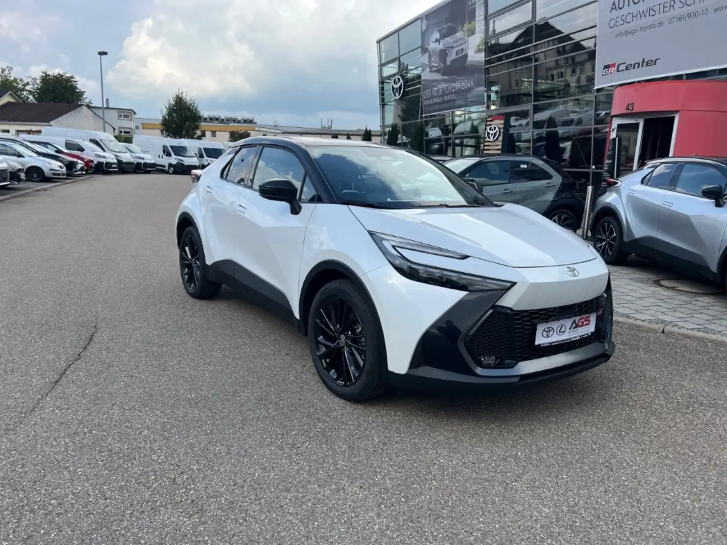 Toyota C-HR Plug-in Hybrid 2,0L GR-Sport 4x2 Fehér - 2