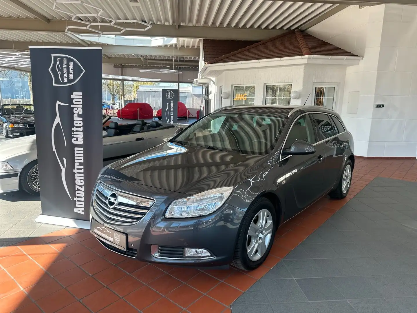 Opel Insignia A Sports Tourer Design Edition Grau - 1
