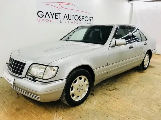 Mercedes-Benz S 320 320