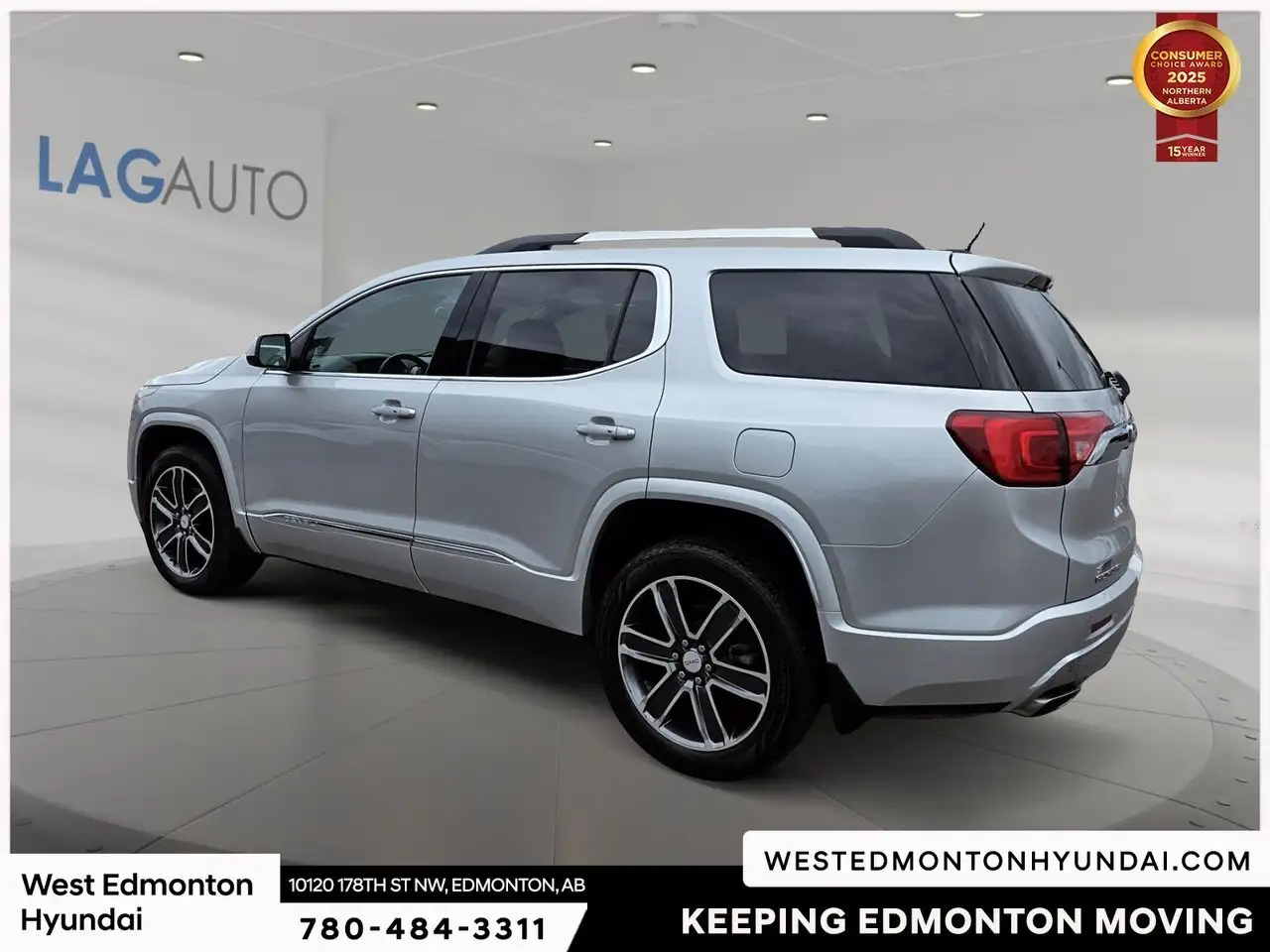 GMC Acadia снимка GMC Acadia