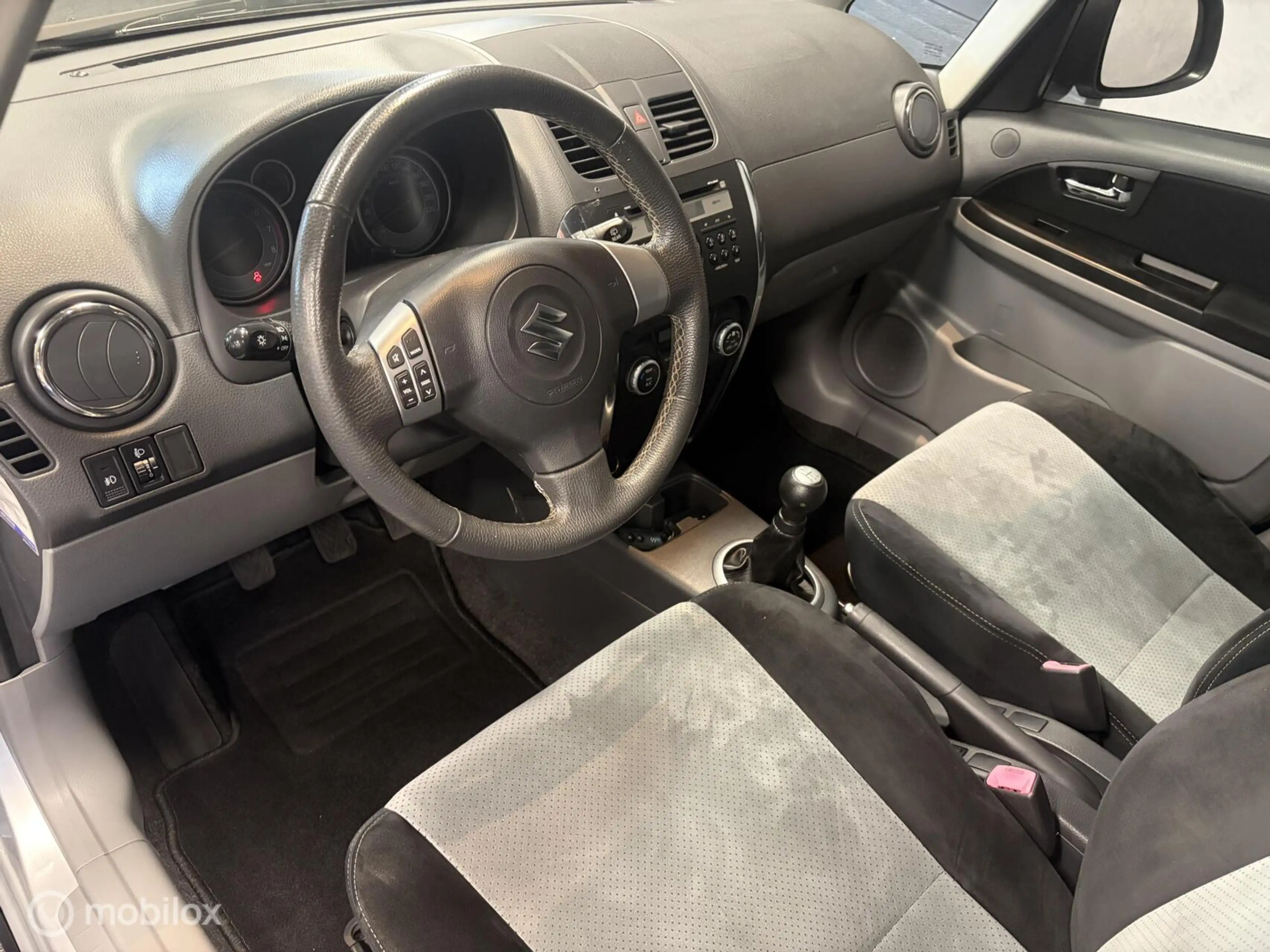 Suzuki SX4 1.6 Limited KEYLESS / TR.HAAK / LUXE UITVOERING / — photo 6