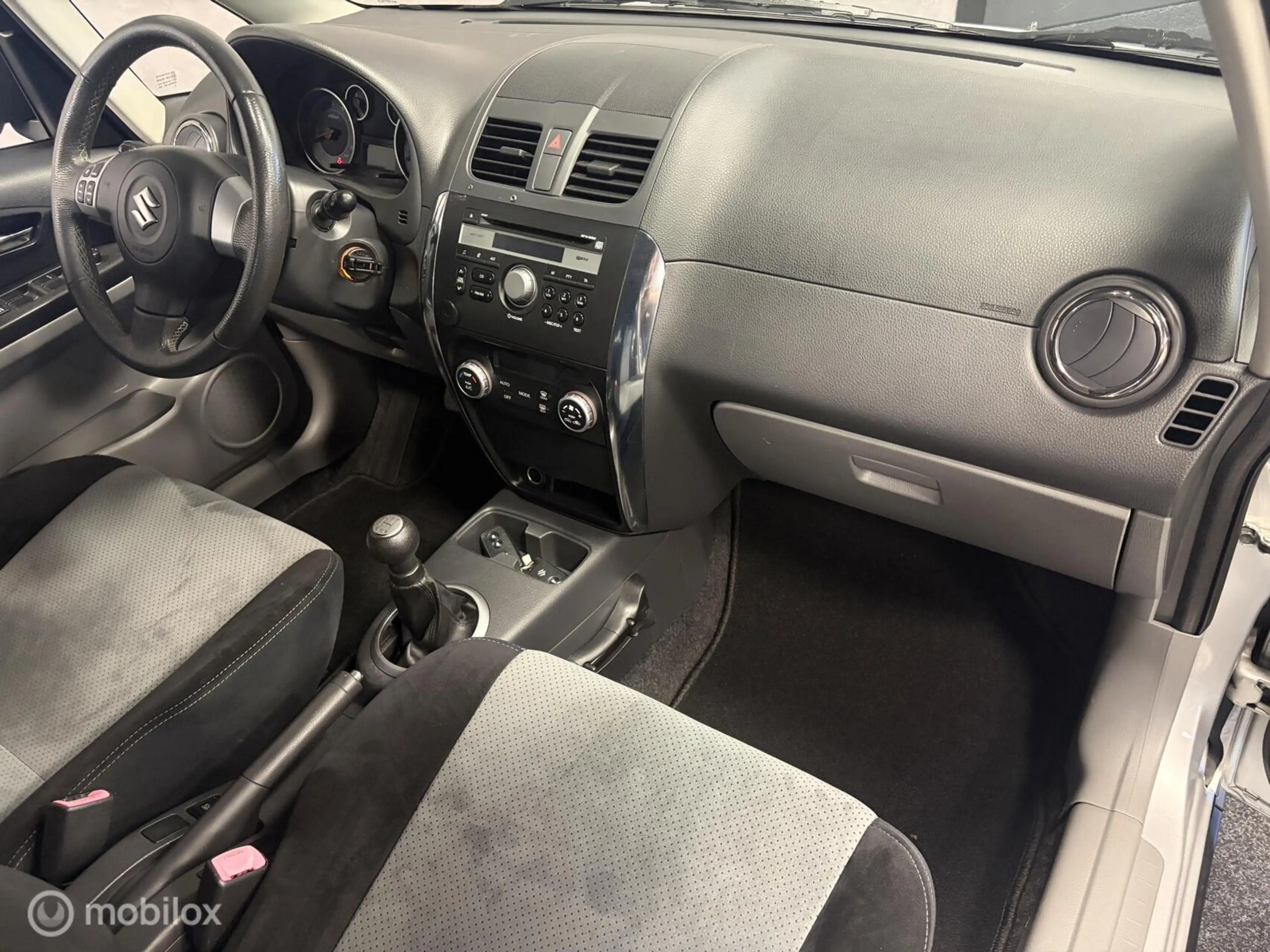 Suzuki SX4 1.6 Limited KEYLESS / TR.HAAK / LUXE UITVOERING / — photo 11