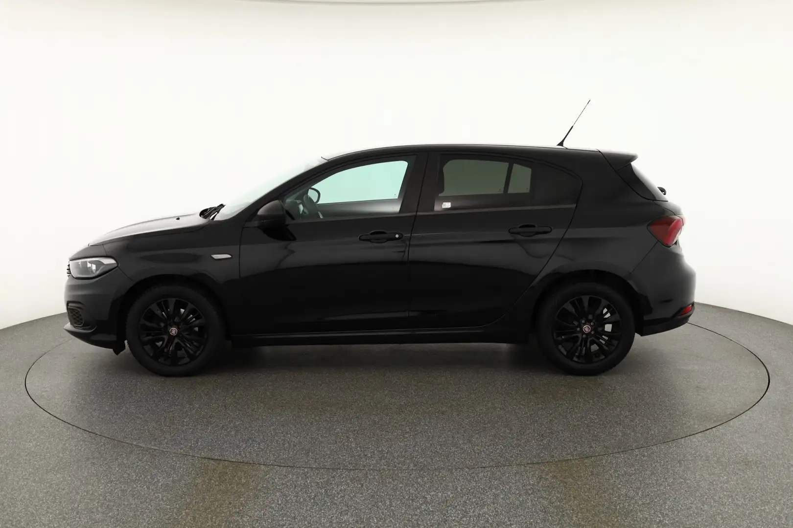 Fiat Tipo 1.4 Street Klimaaut. Sitzheizung Tempomat Zwart - 2