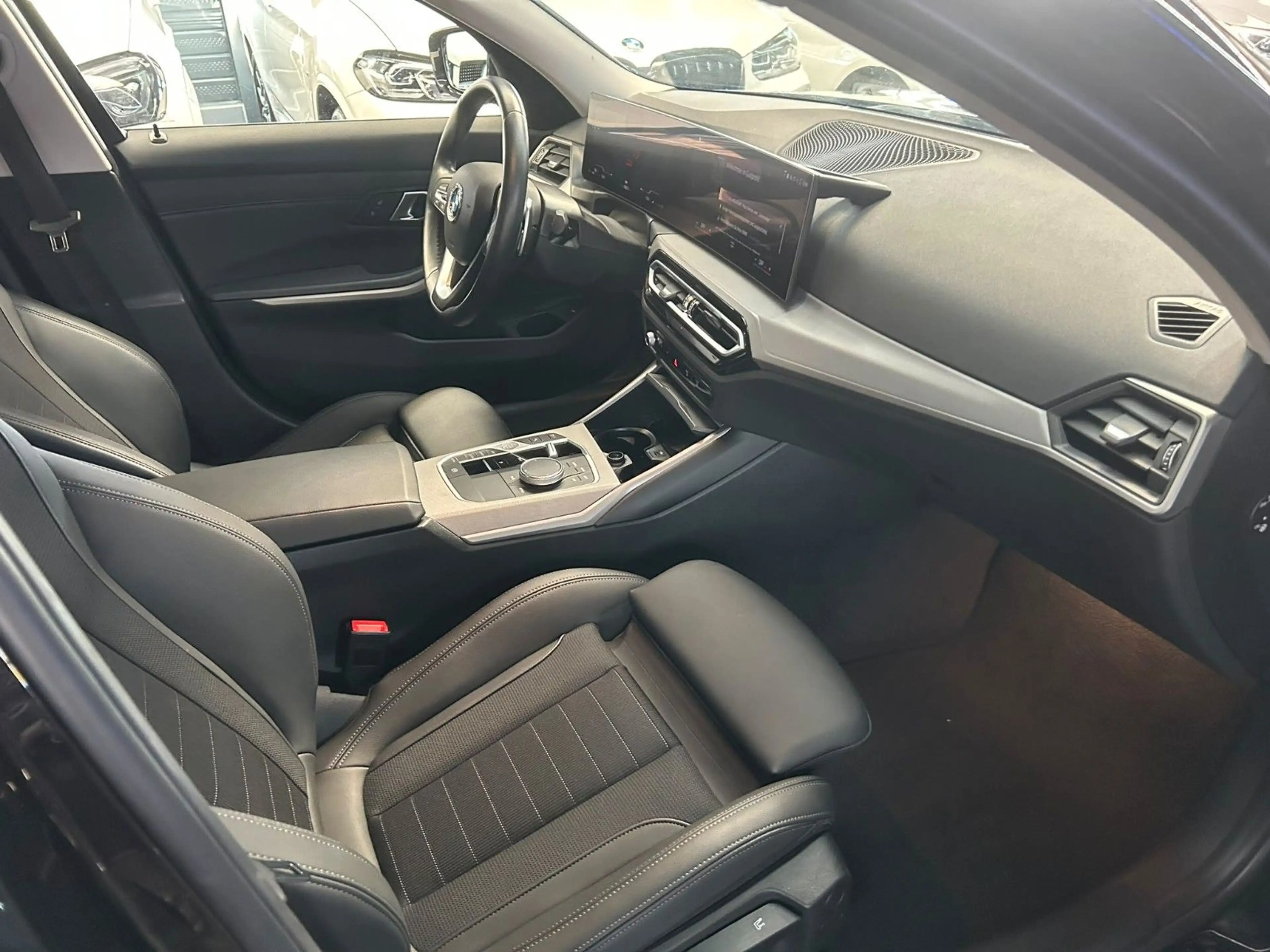 BMW 318 d Touring*LIVE COCKPIT*LED*NAVI*SHZ*PDC* — photo 10