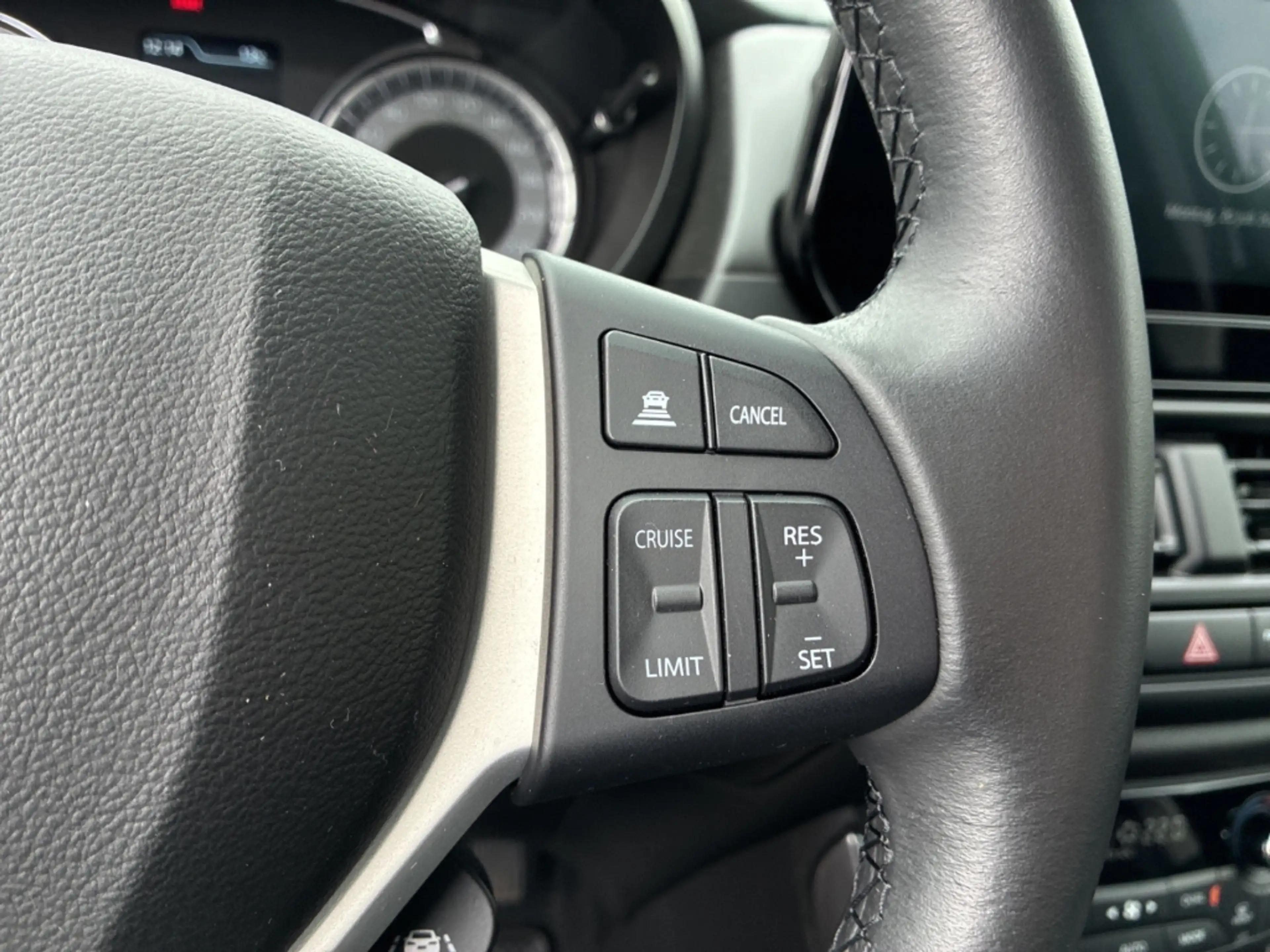 Suzuki SX4 S-Cross 1.4 DITC Hybrid Comfort Navi LED Apple CarPlay And — photo 11