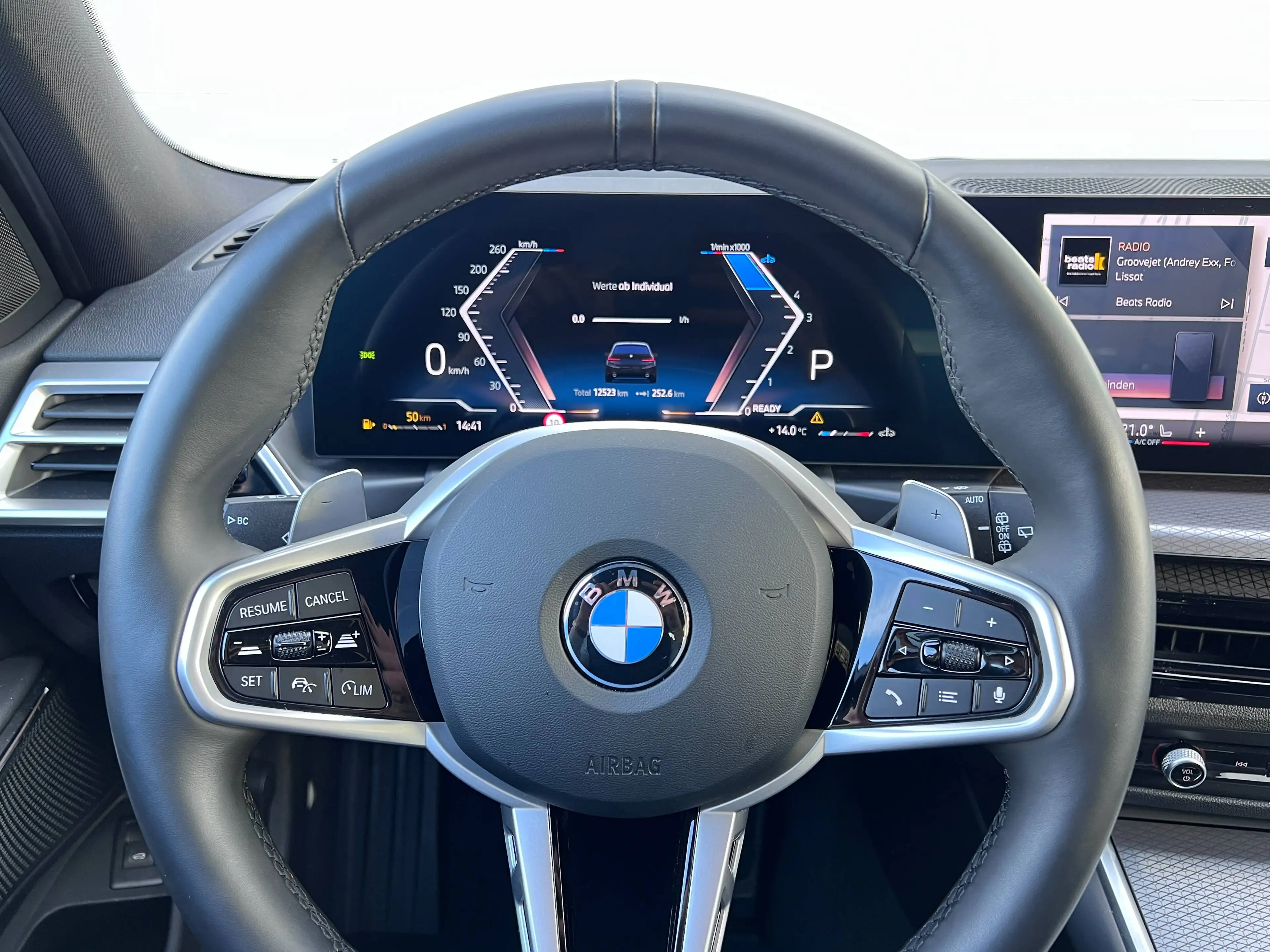 BMW 320 d M-Sport 360° Sportfahrwerk HeadUp 19Zoll HiFi — photo 7