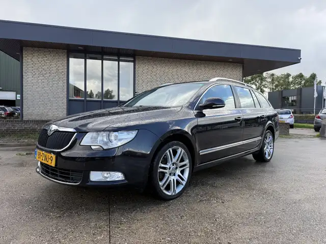 Skoda Superb Combi 2.0 TDI Elegance Bns