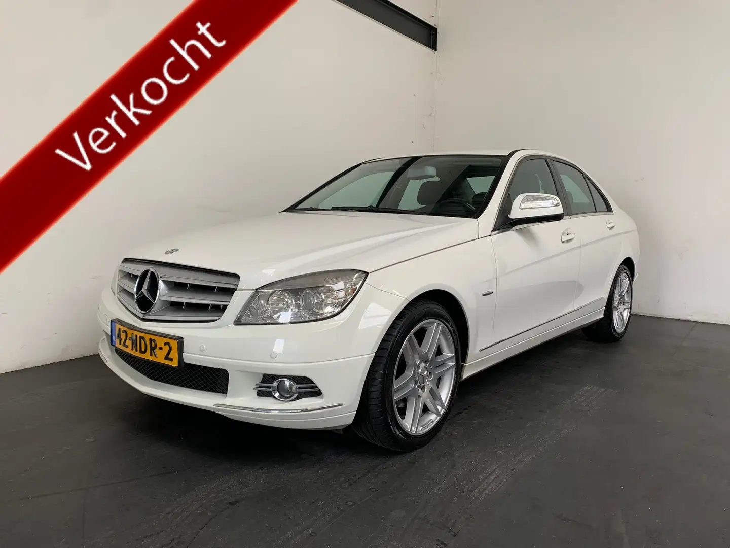 Mercedes-Benz C 230 Avantgarde Білий - 1