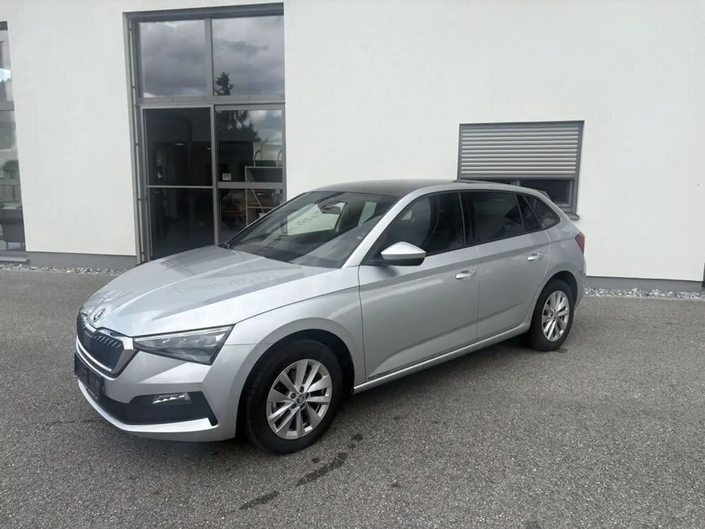 Skoda Scala Ambition Sport TSI DSG Silber - 1