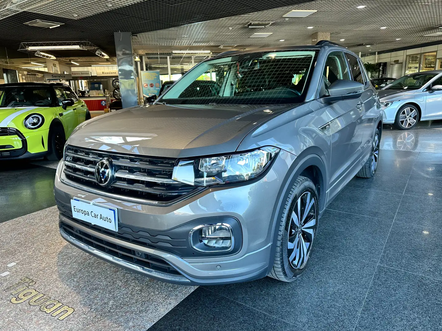 Volkswagen T-Cross T-Cross 2019 1.0 tsi Sport R-Line 110cv Grijs - 1