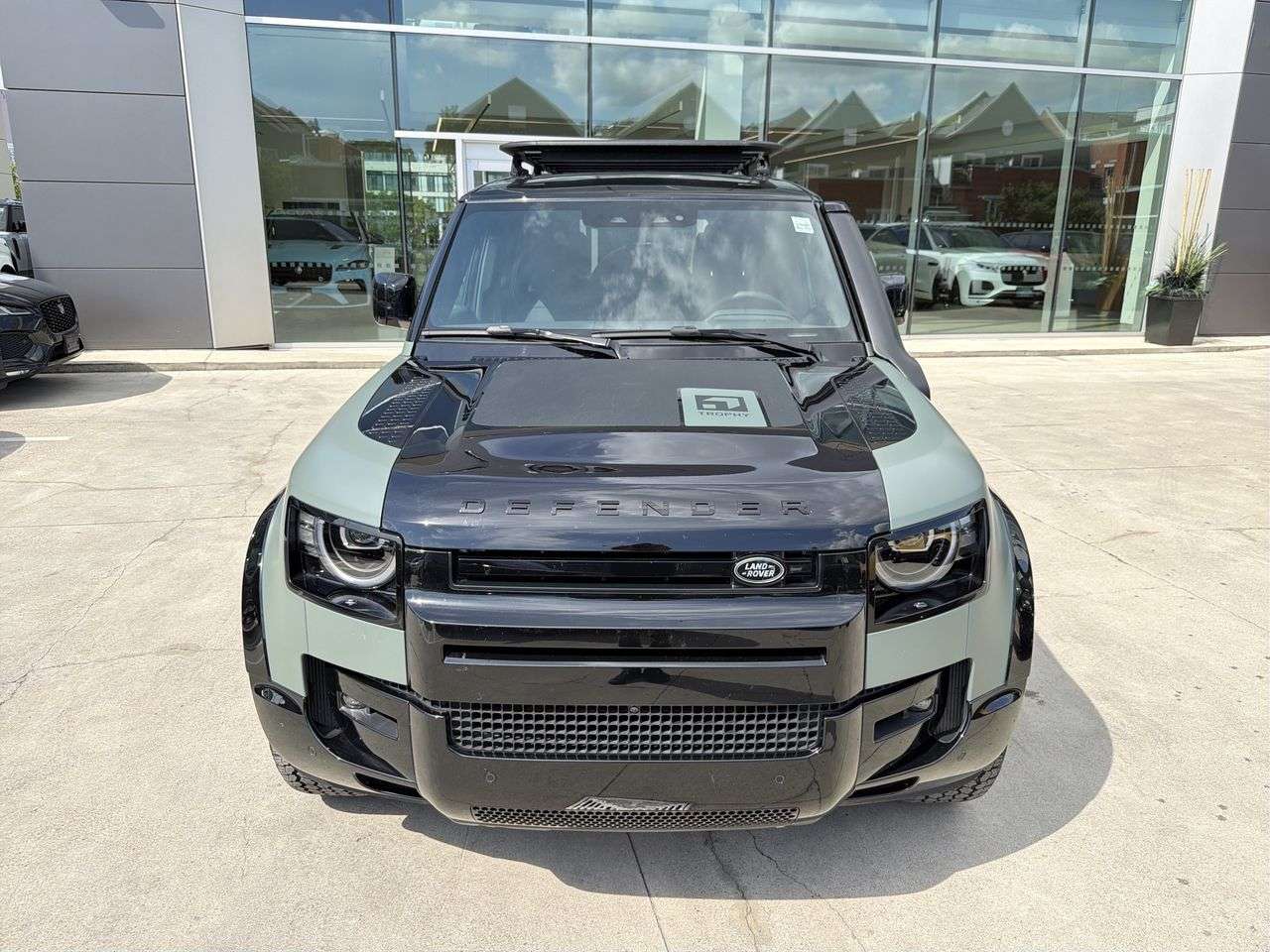 2026 Land Rover Defender 110 P400 Trophy Edition Keswick — снимка 1